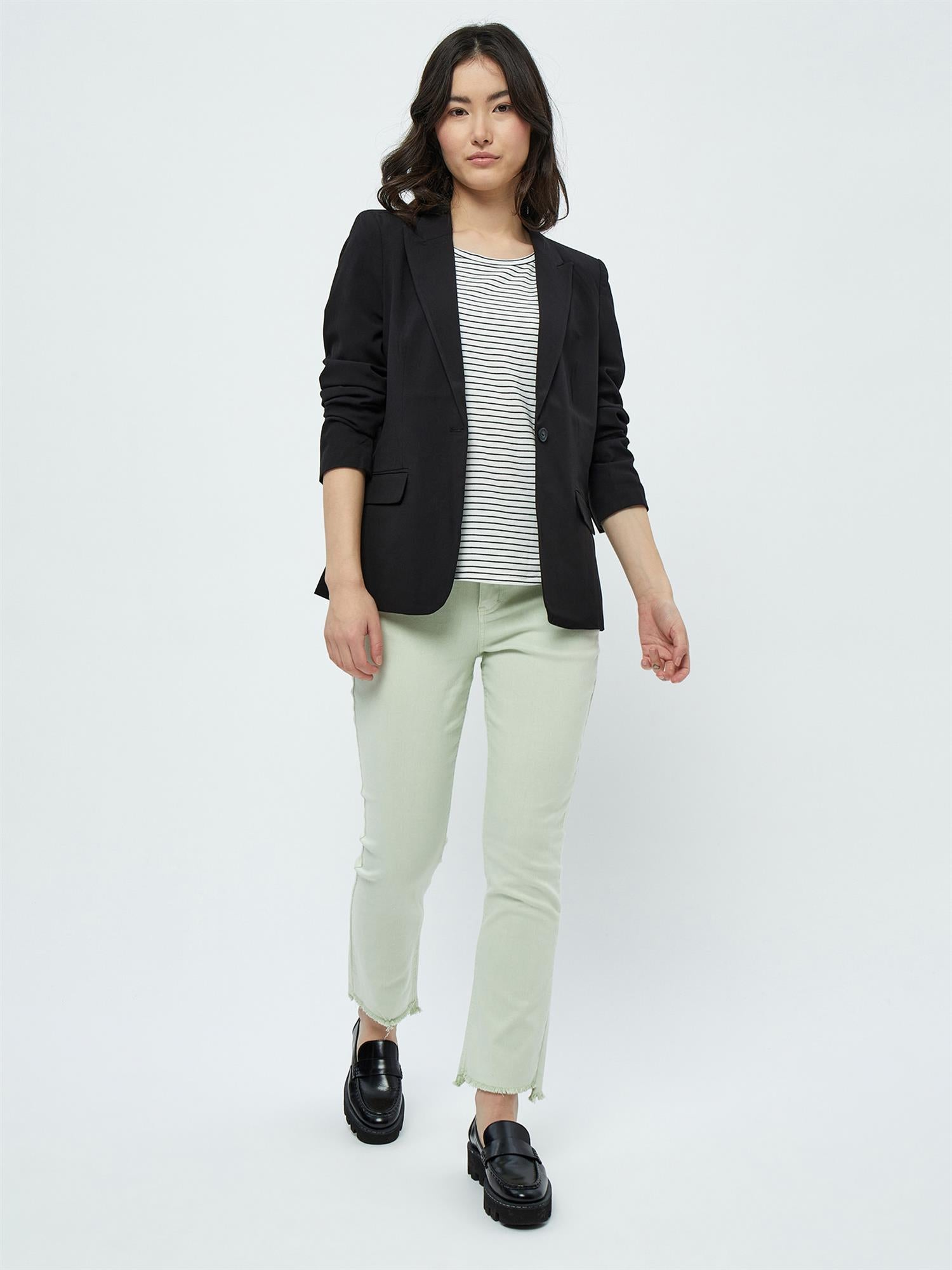 Fione Mid Waist Cropped Jeans