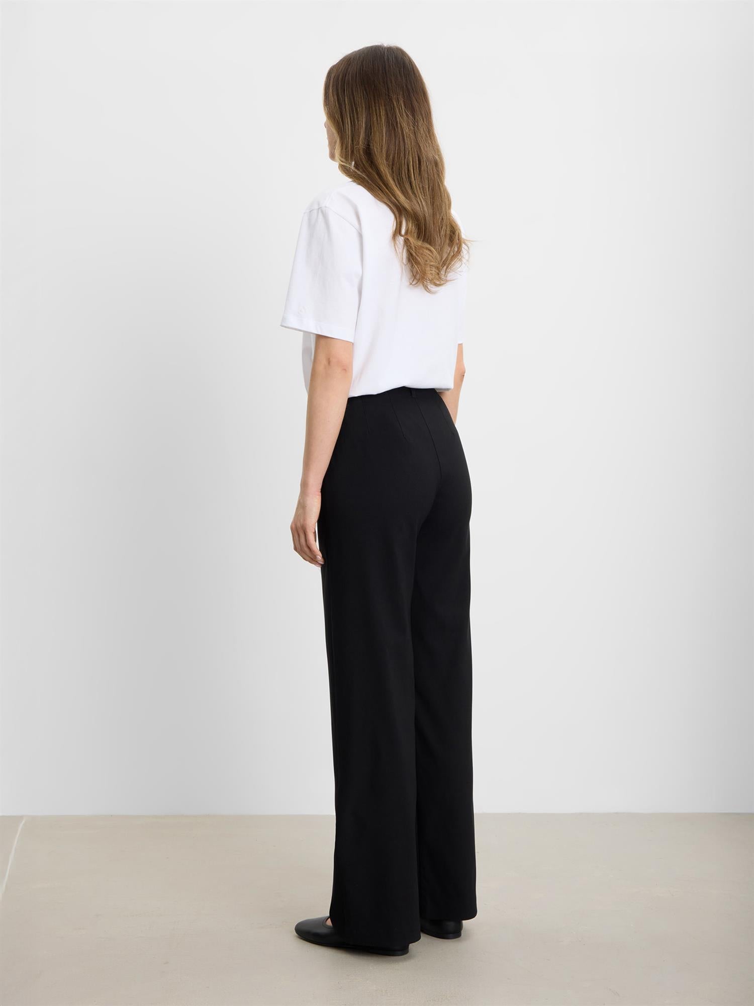 Donna Loose ML