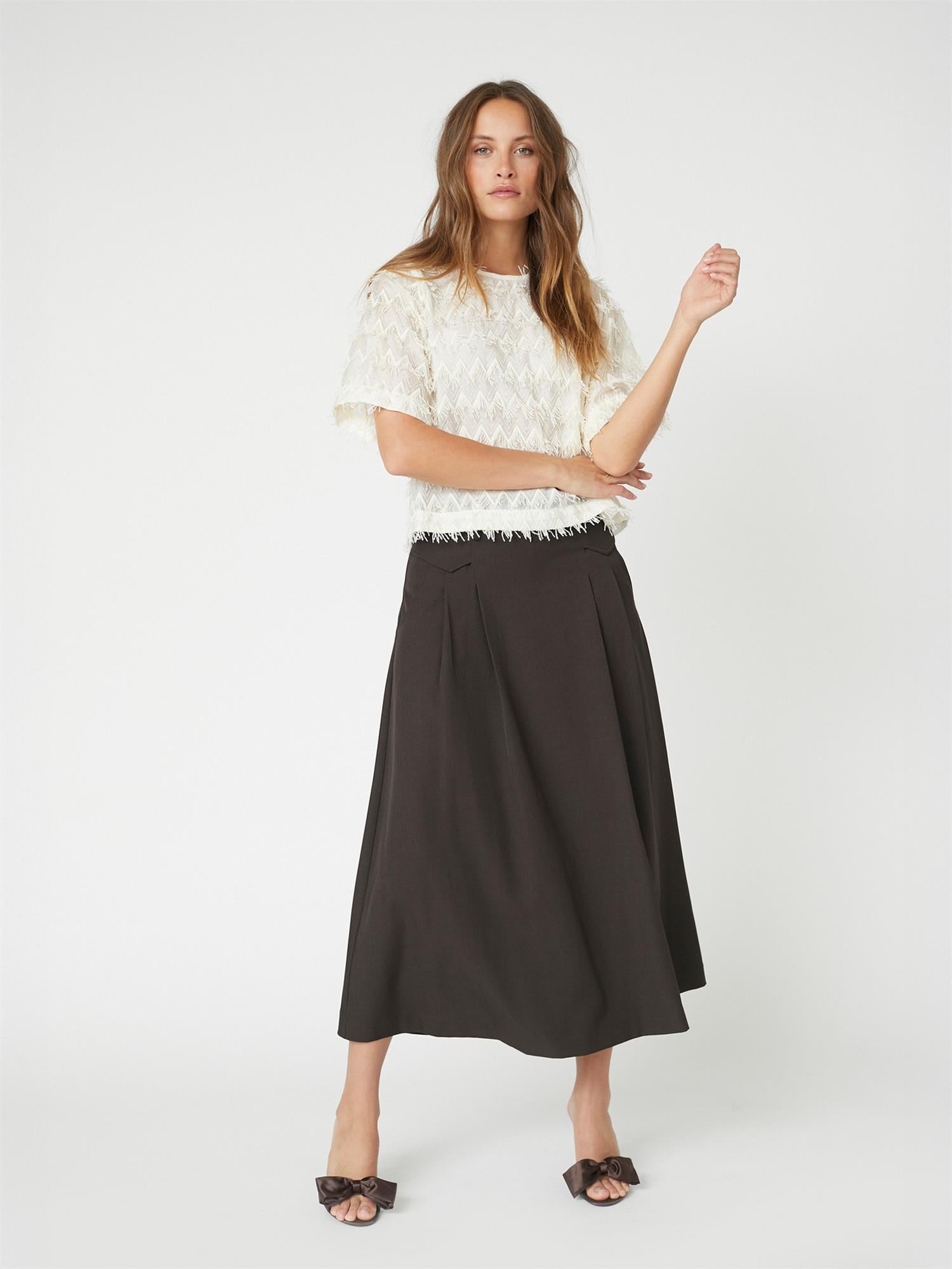 Luna pocket pleat skirt