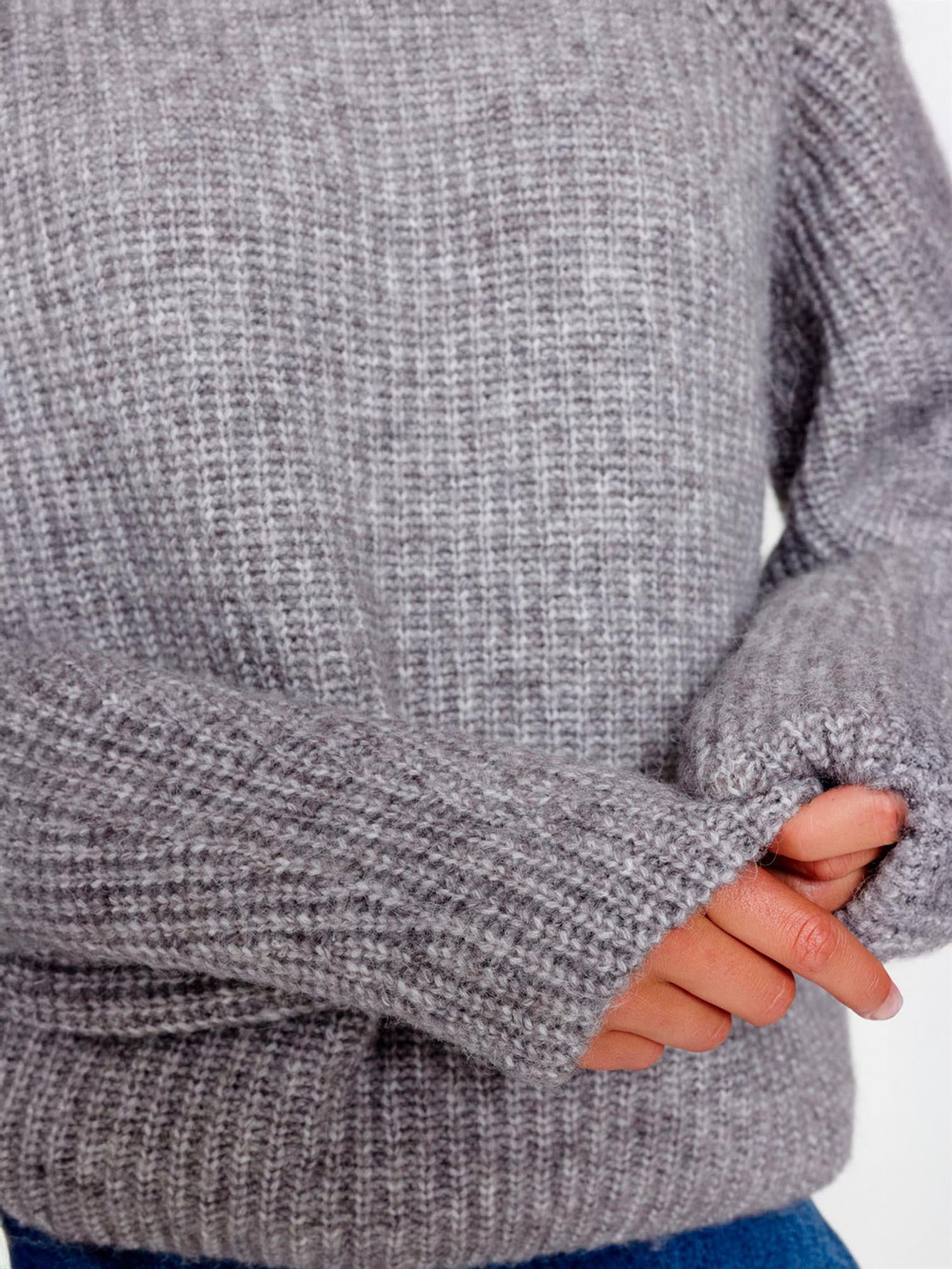 ZINDI PULLOVER - Grå