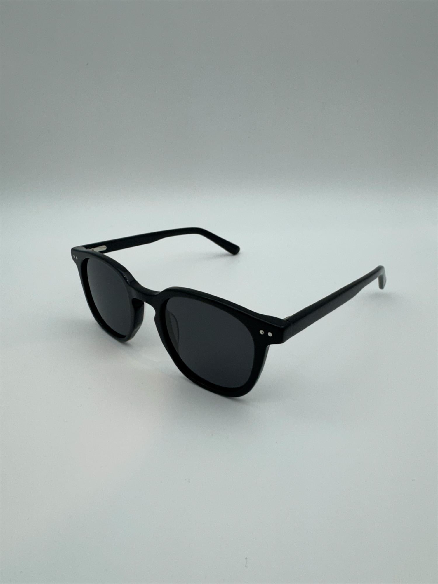 London - Black