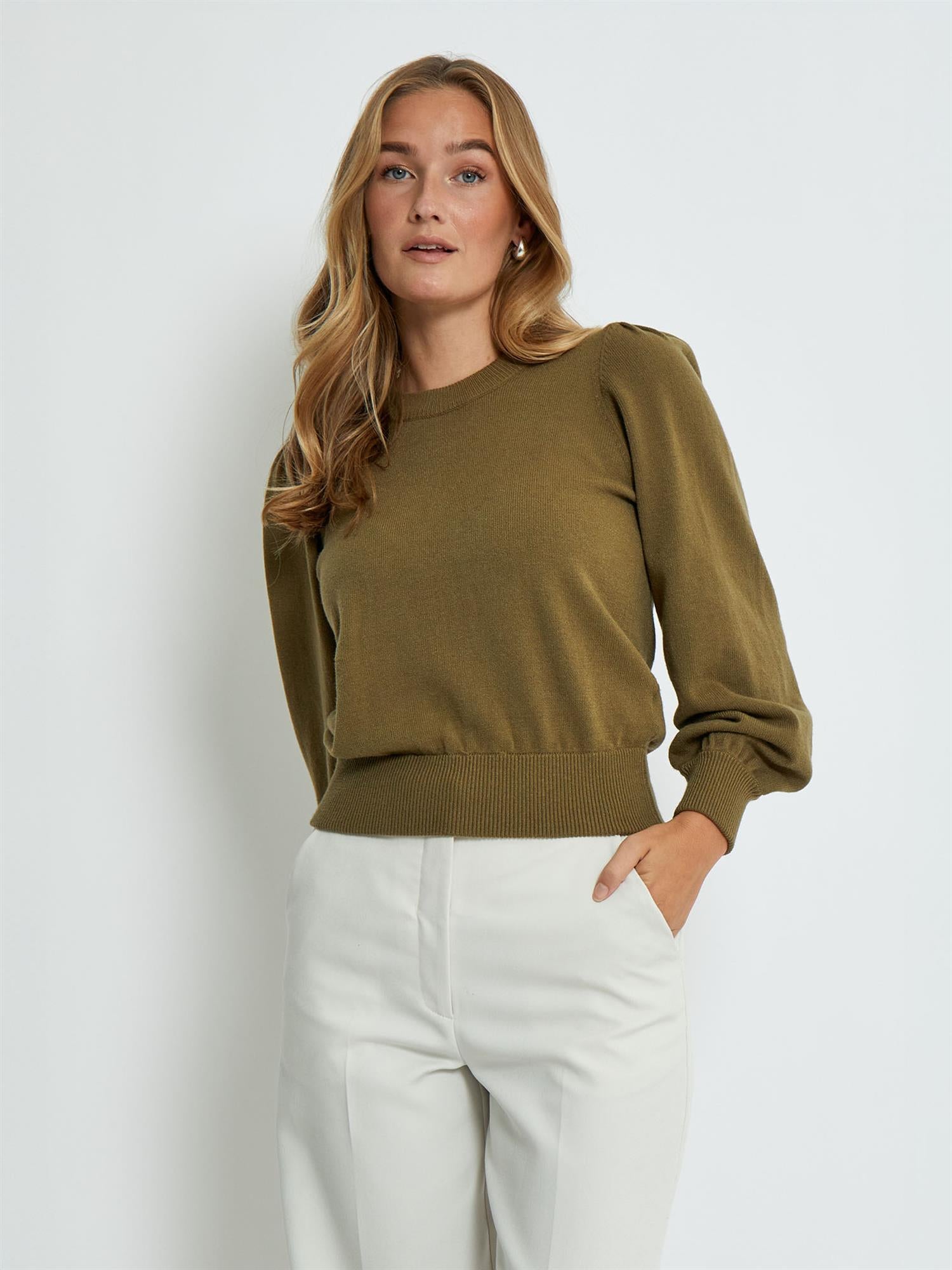 Judy Round Neck Pullover - Oliven