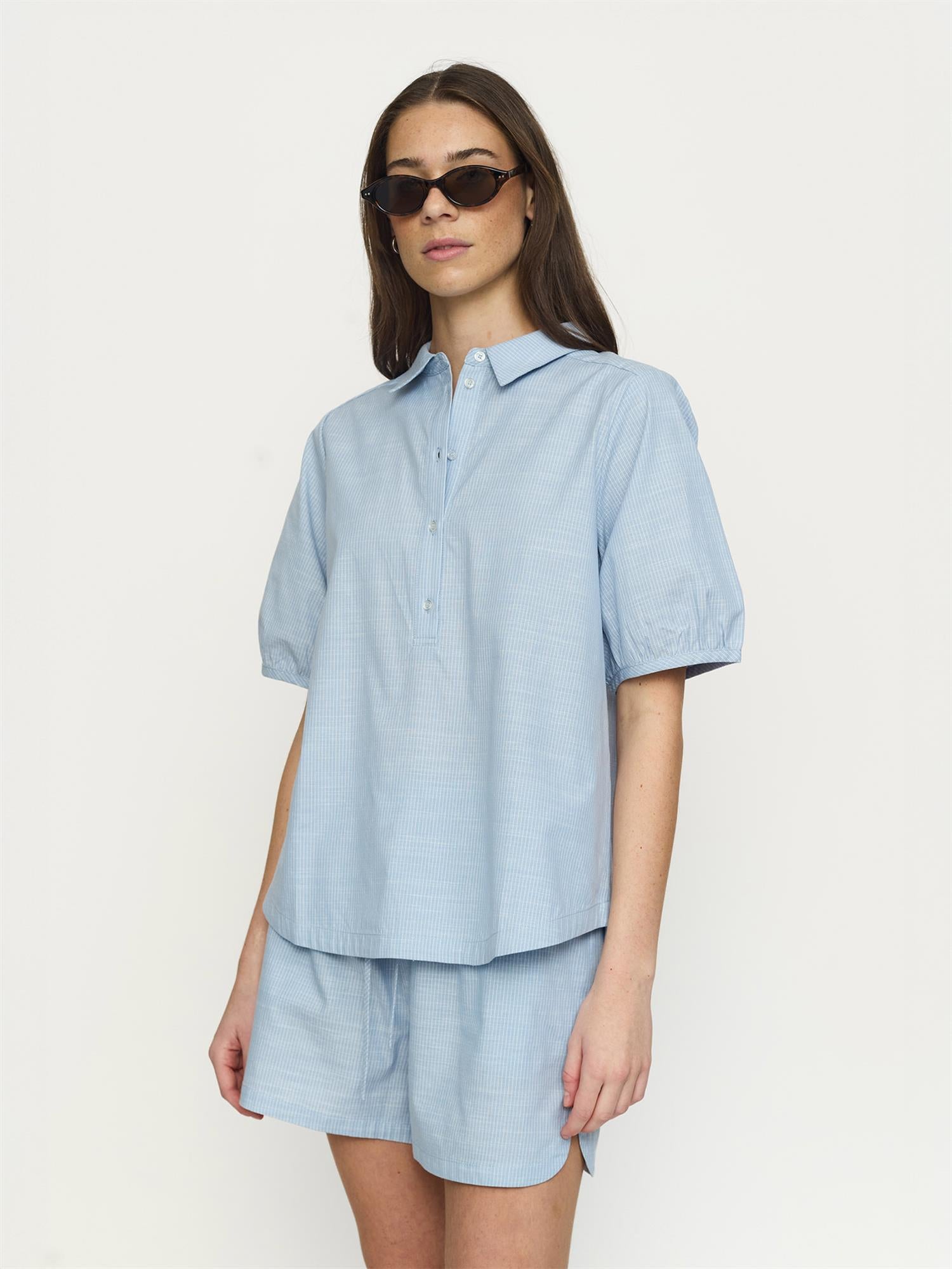 Ebbi Blouse - Lyseblå