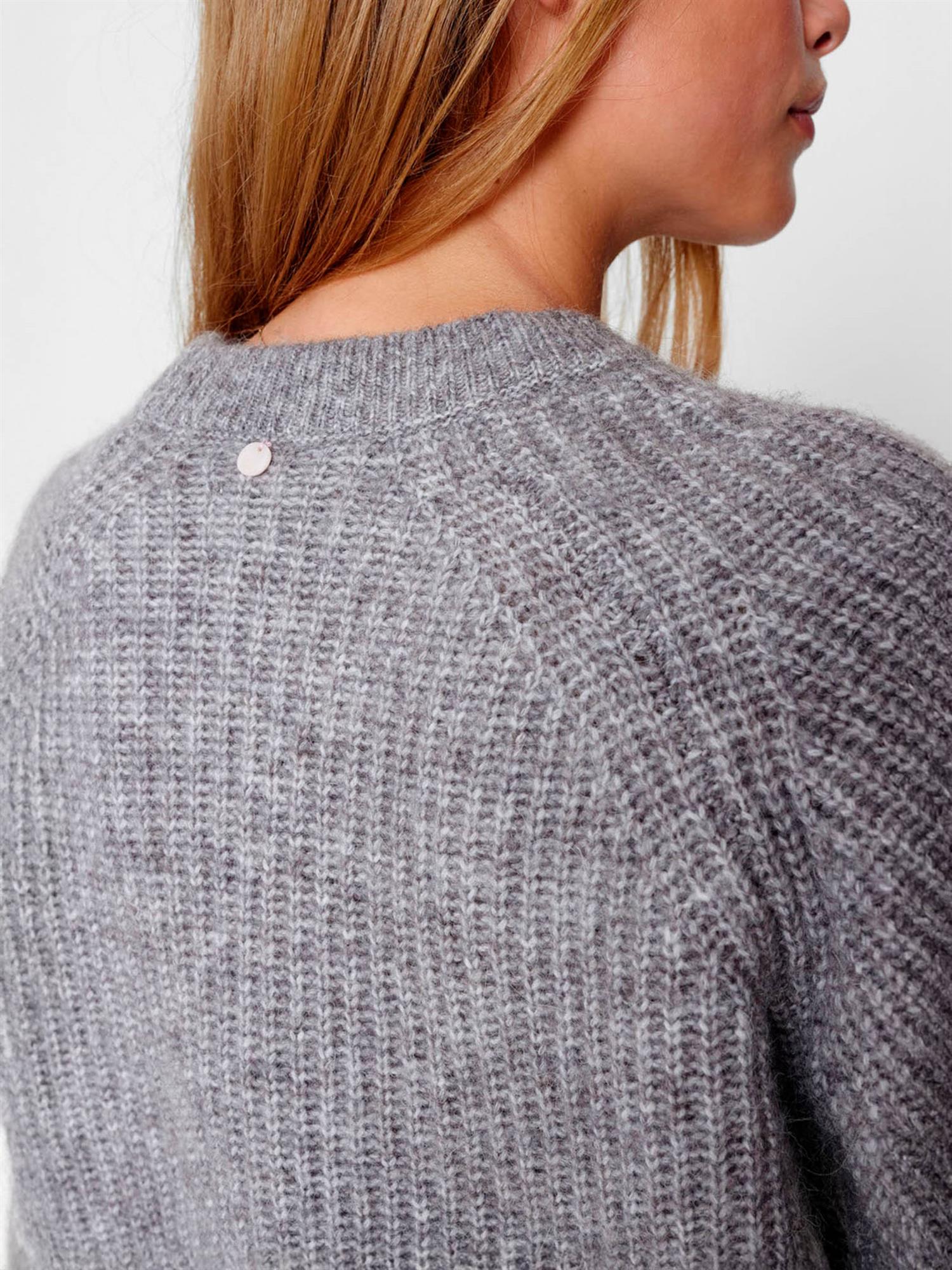 ZINDI PULLOVER - Grå