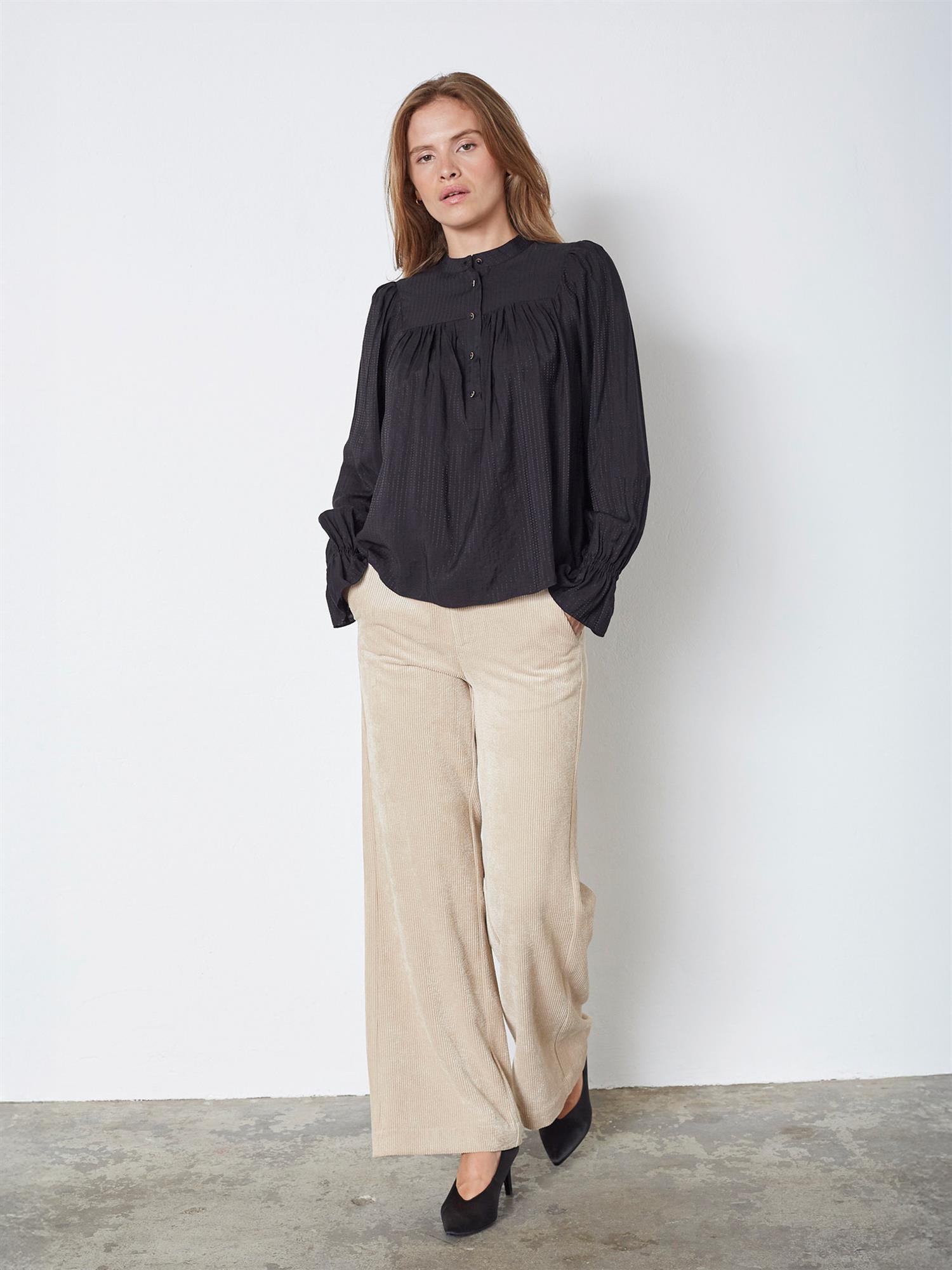 Niam blouse