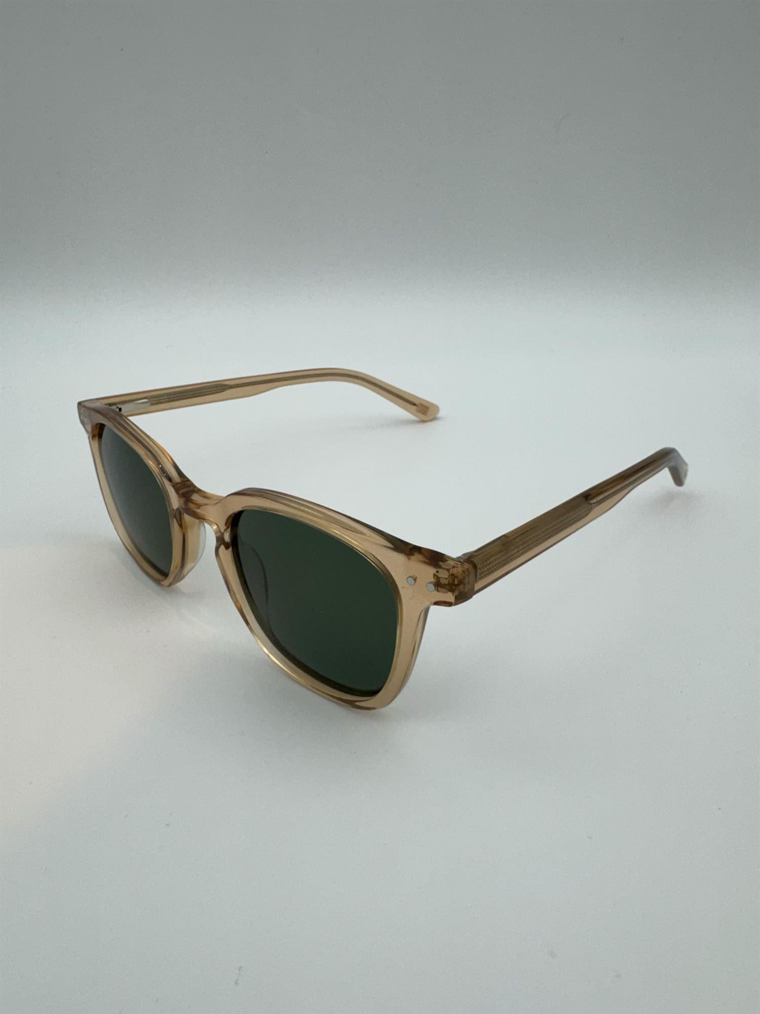 London - Clear Light Brown