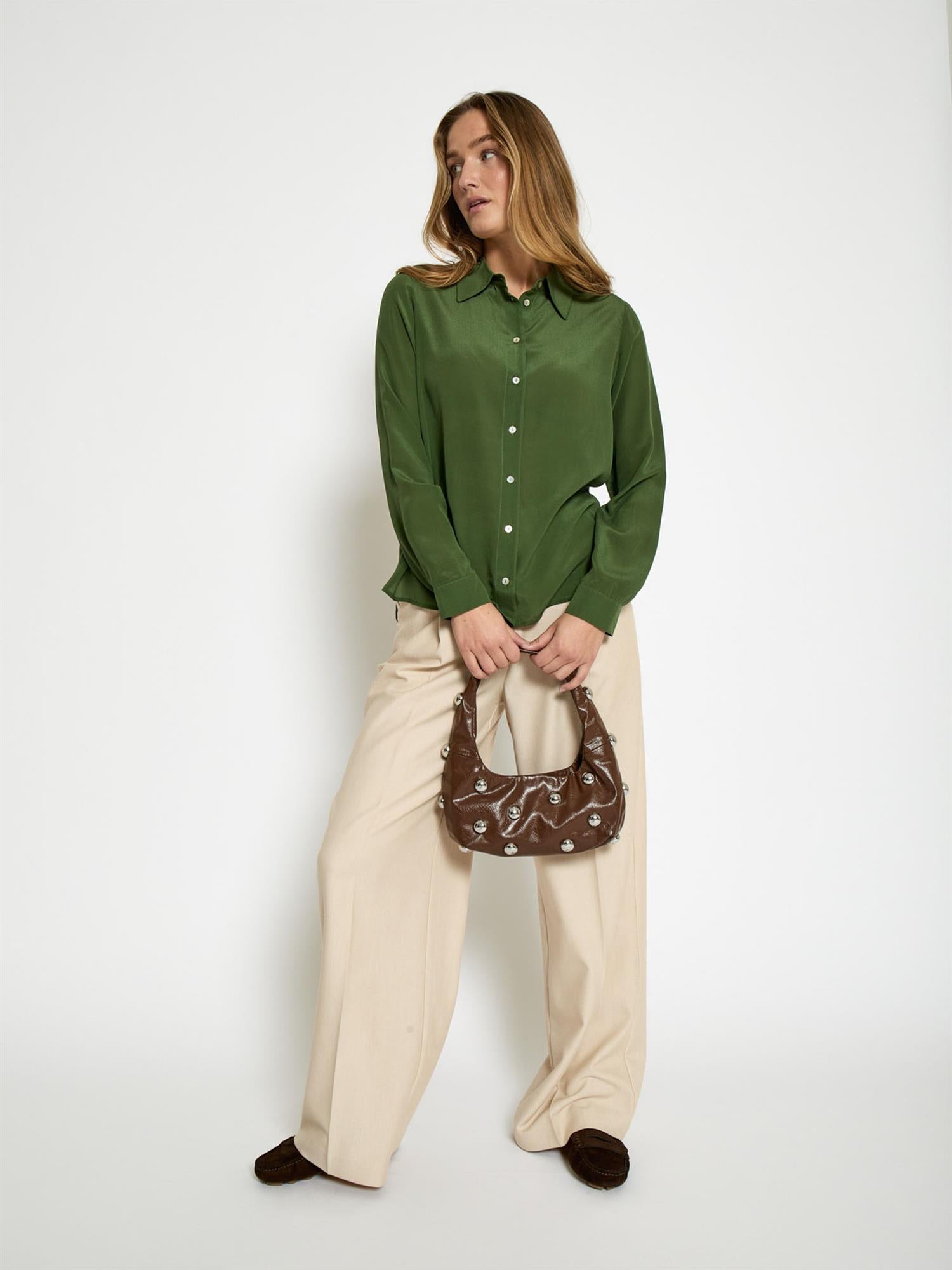 Caty silk shirt 2 - Mørkegrønn