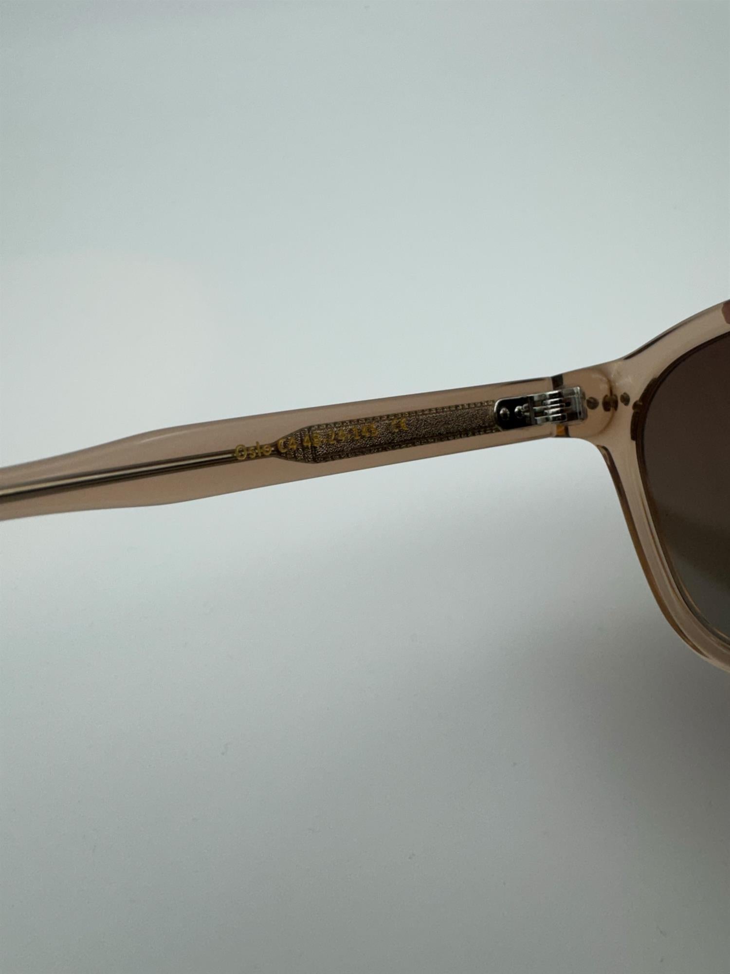 Oslo - Clear Light Brown