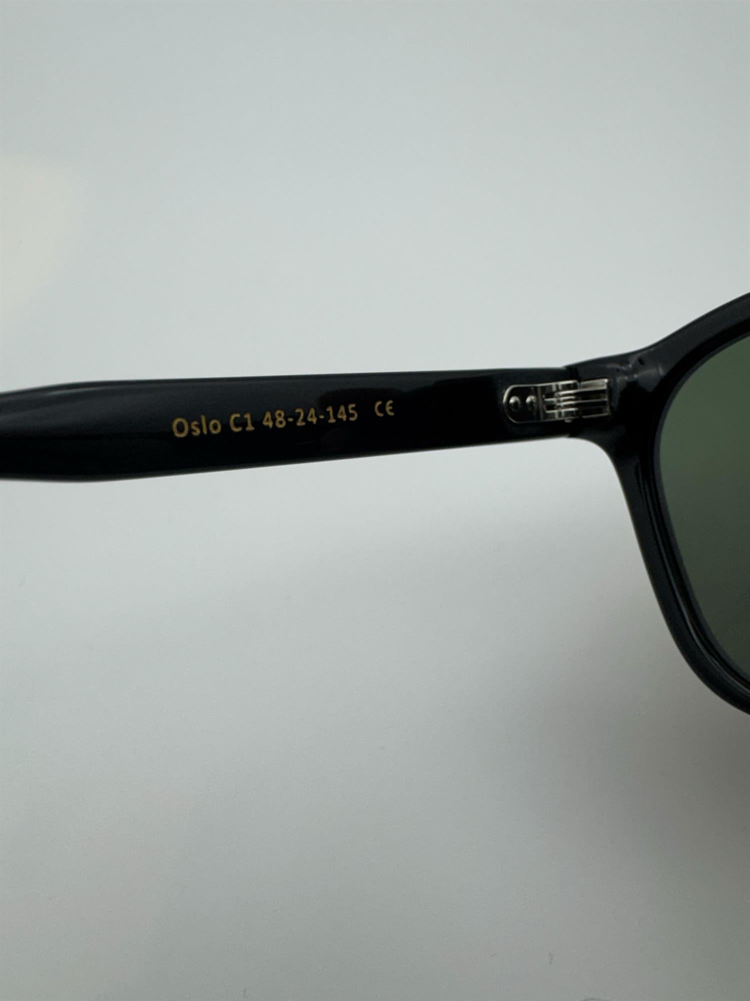 Oslo - Black
