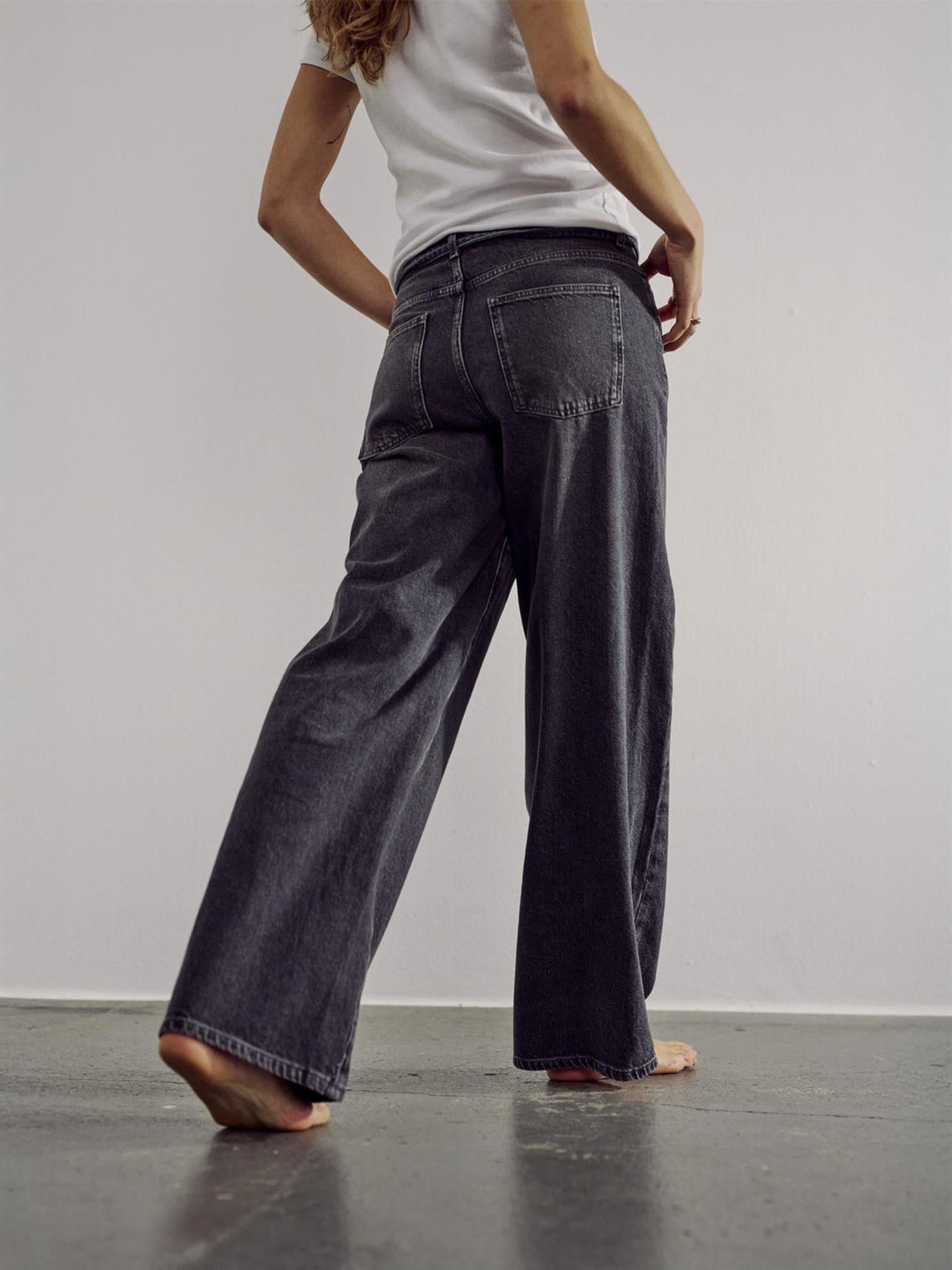 BROOKLYN JEANS
