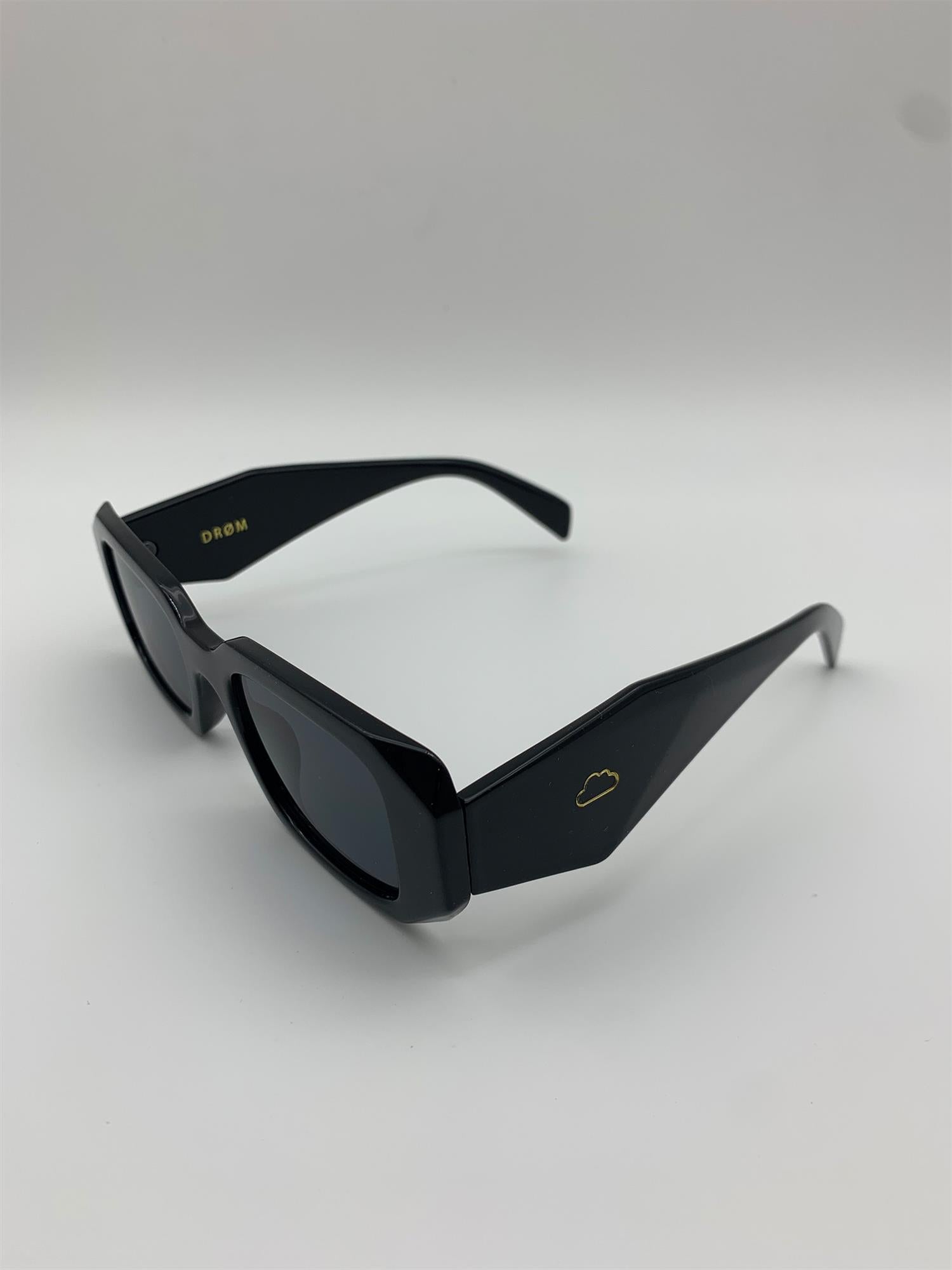Embla - Black
