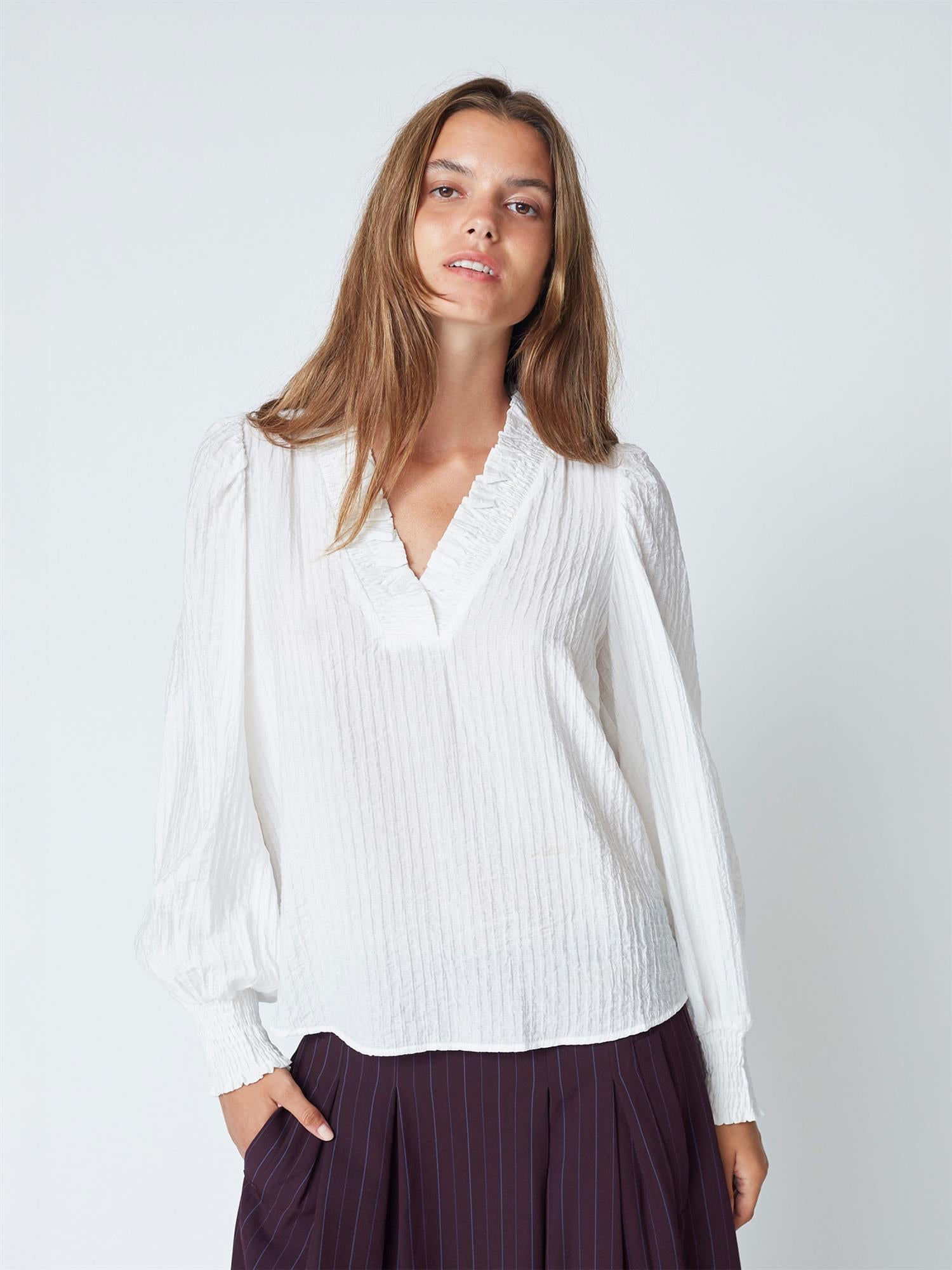 Shina v-blouse