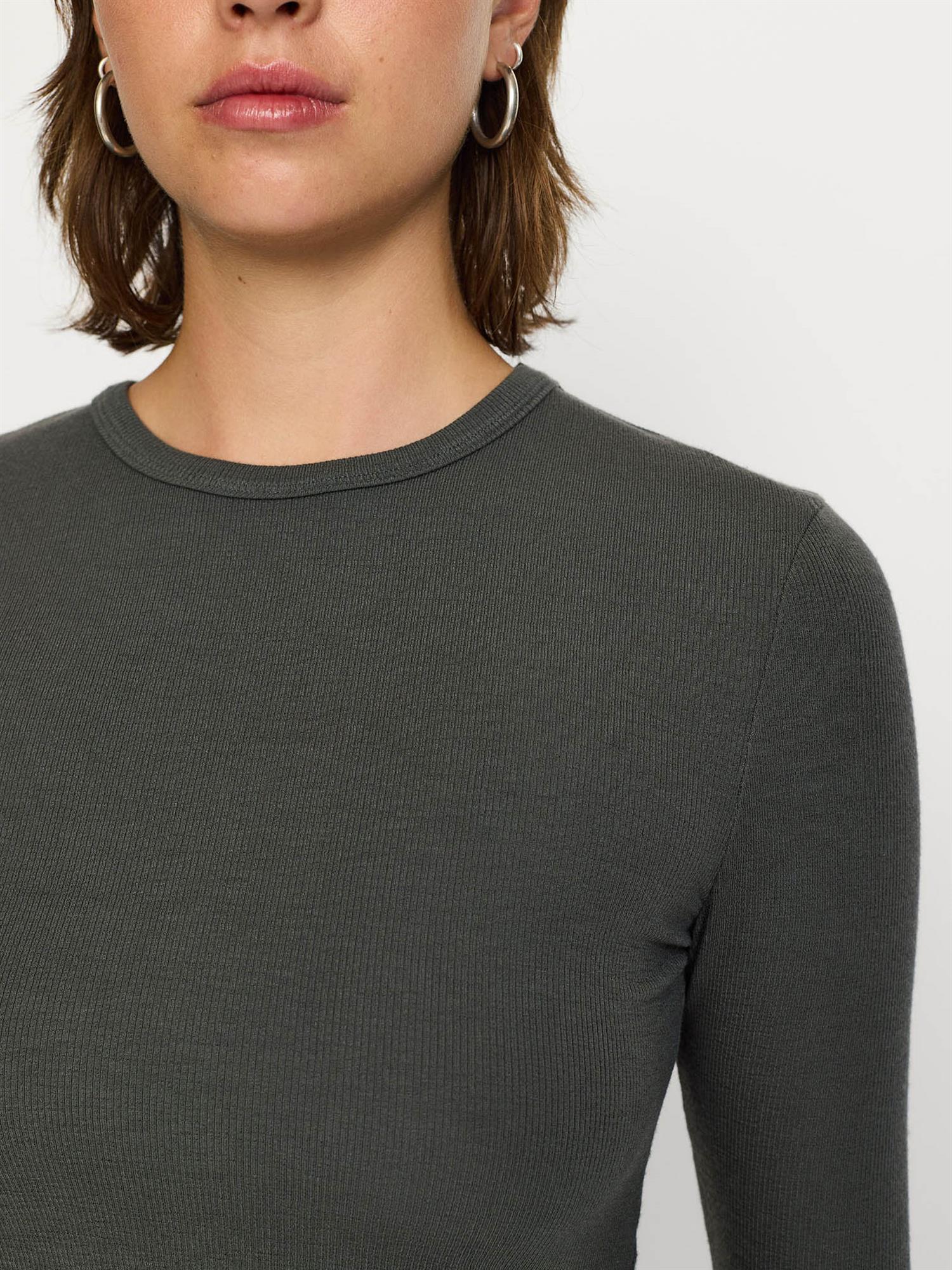Fenja O-neck Top