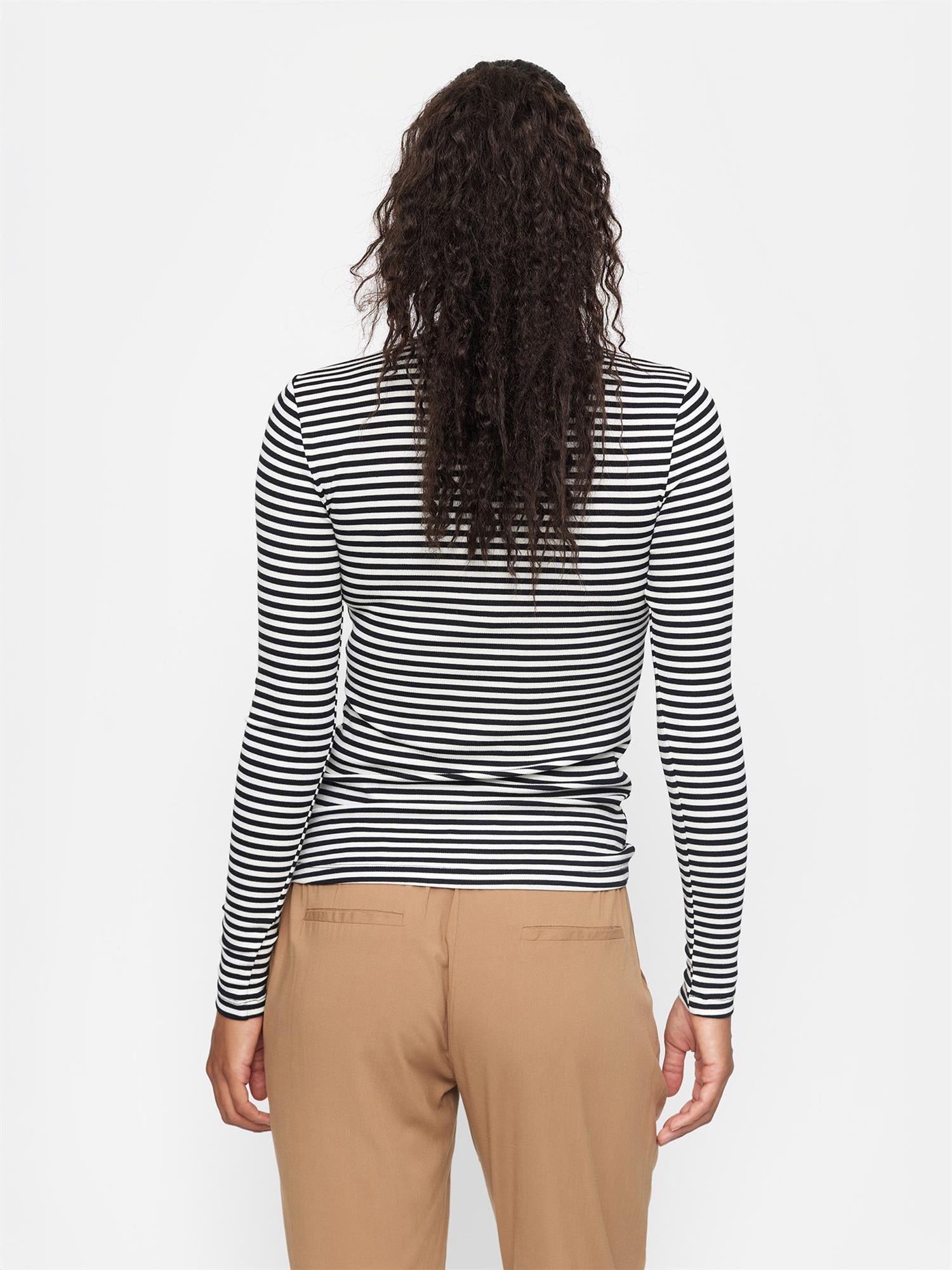 Fenja Stripe O-neck Top