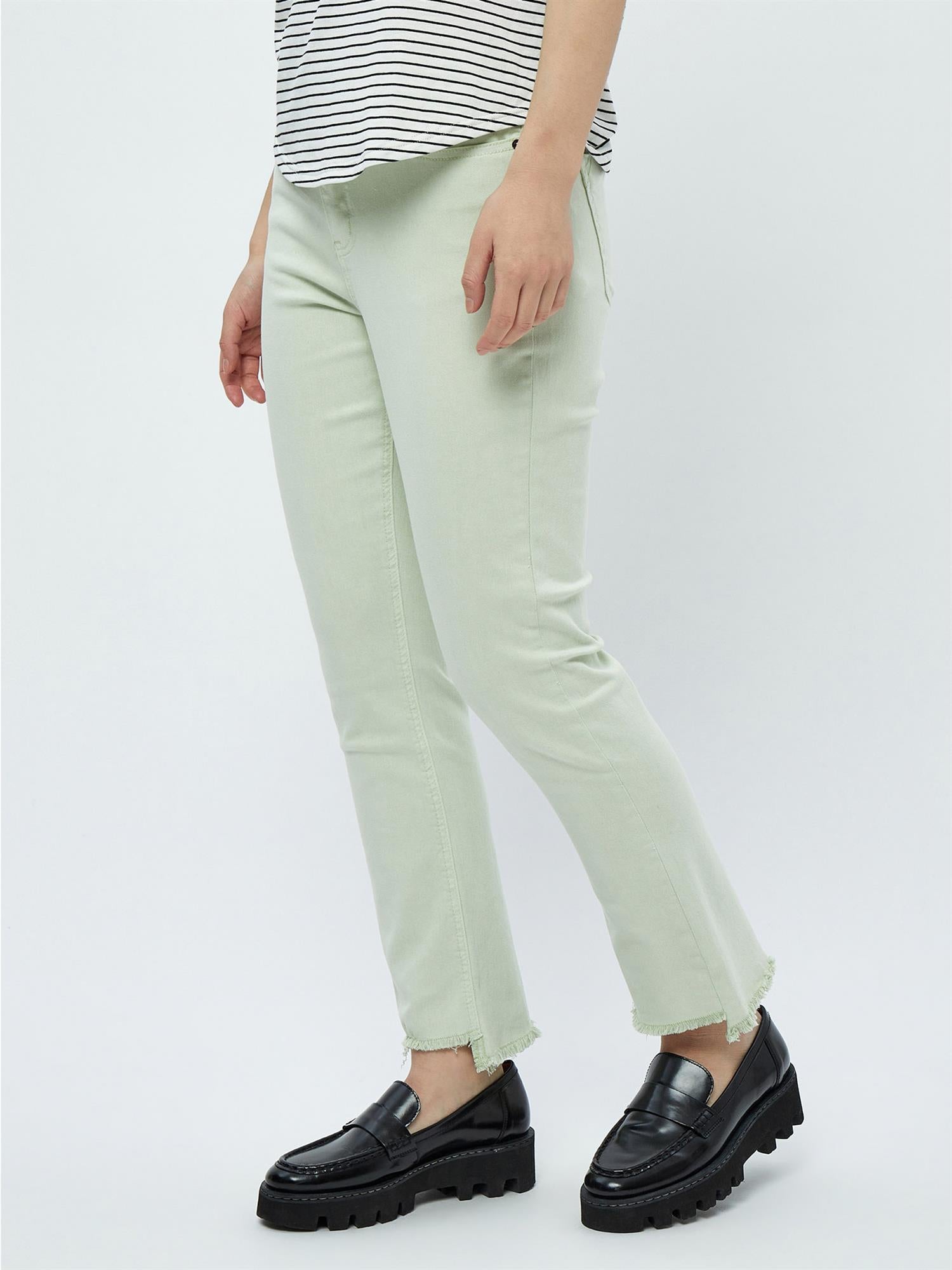 Fione Mid Waist Cropped Jeans