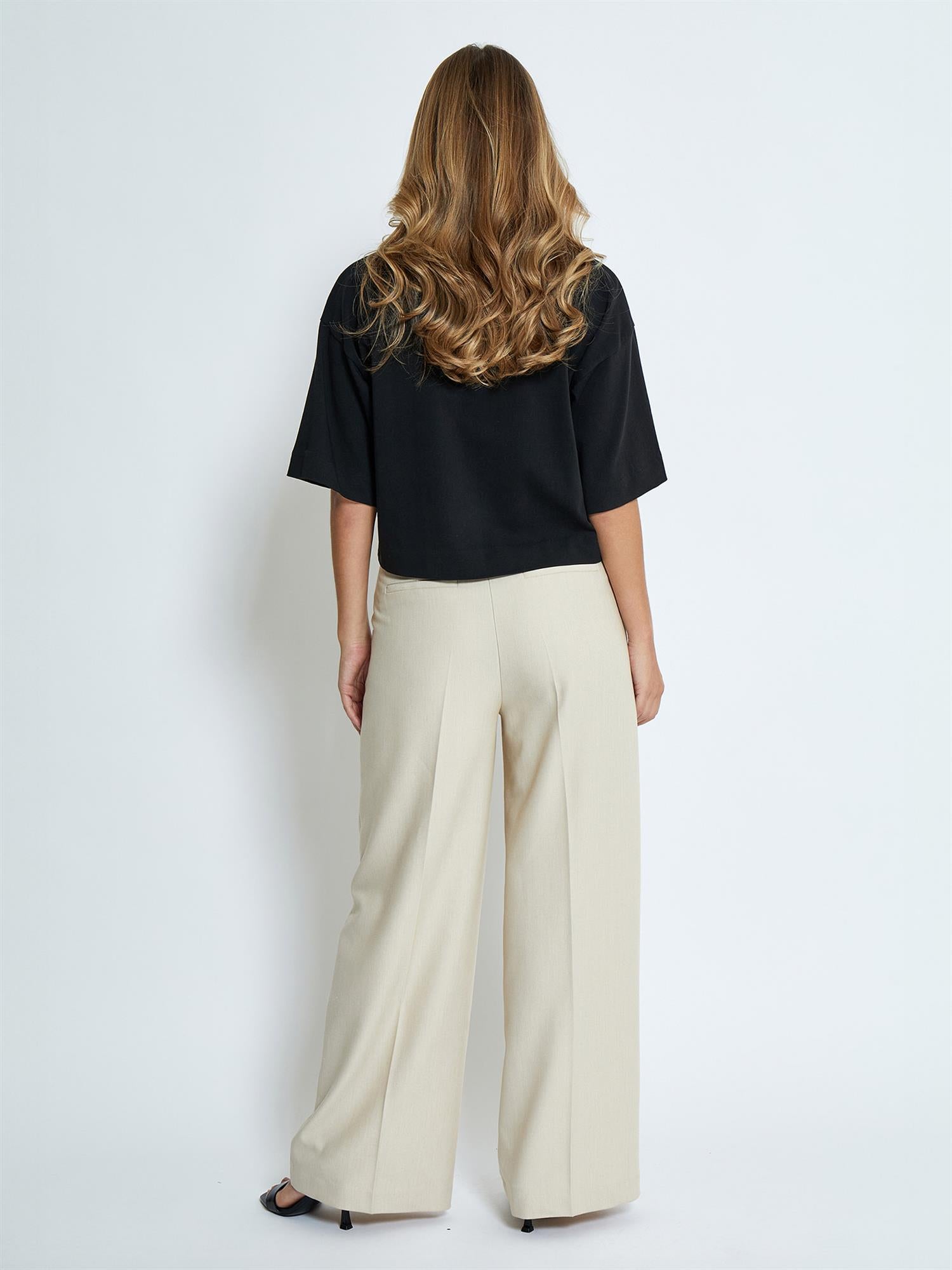 Gamma Cropped GOTS T-shirt