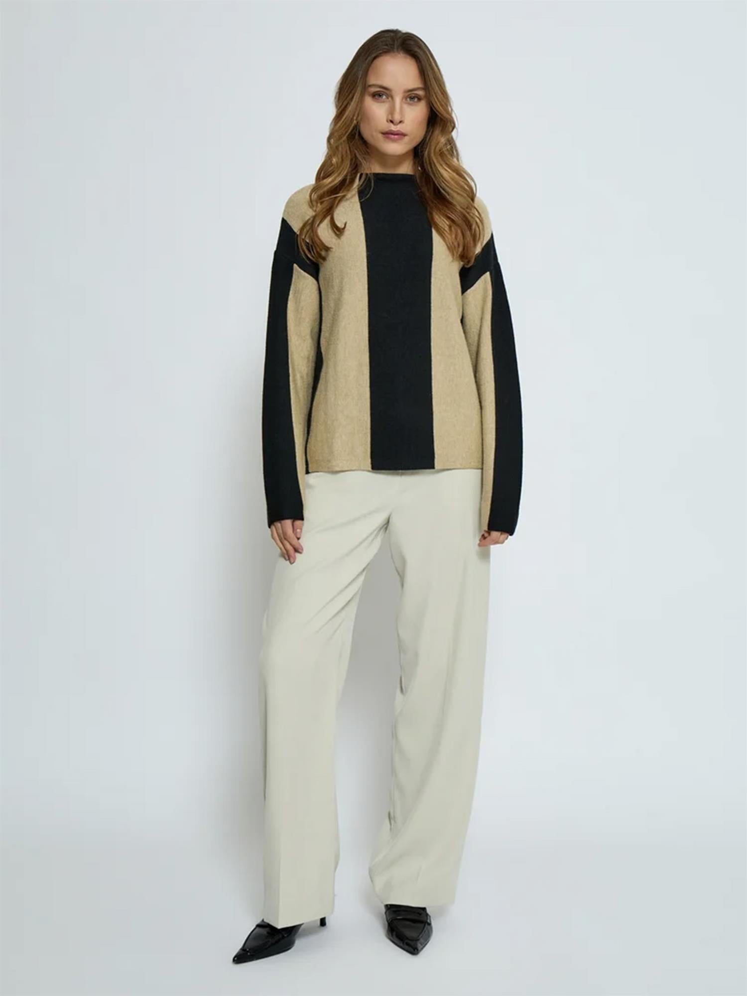 Mireya knit pullover - Sort