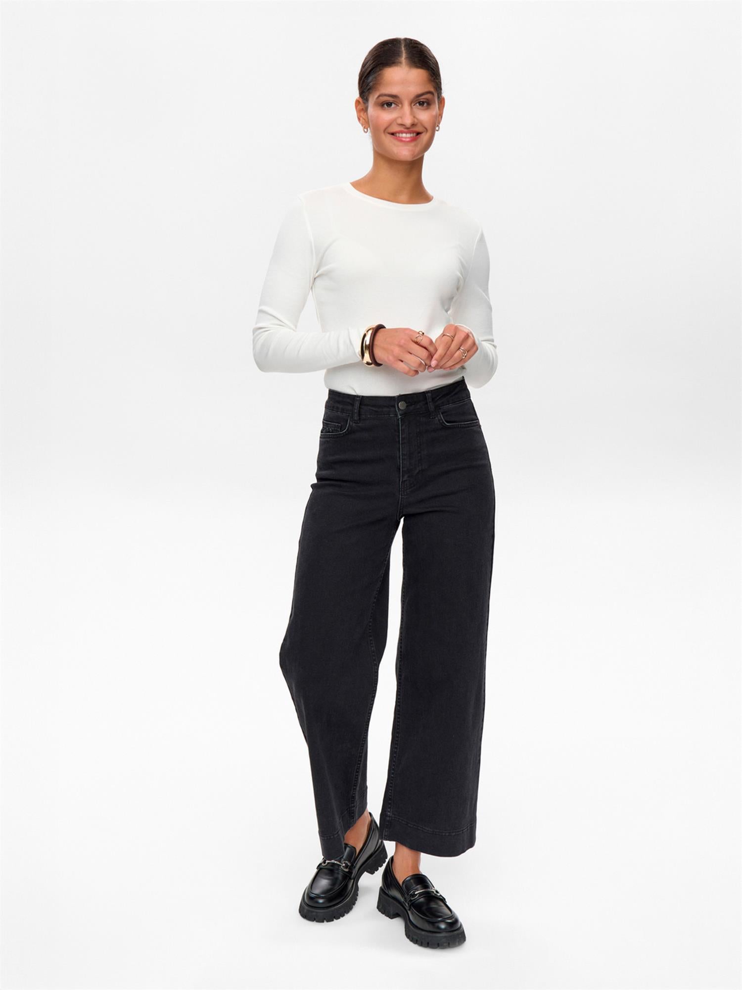 PARIS CROPPED BLACK