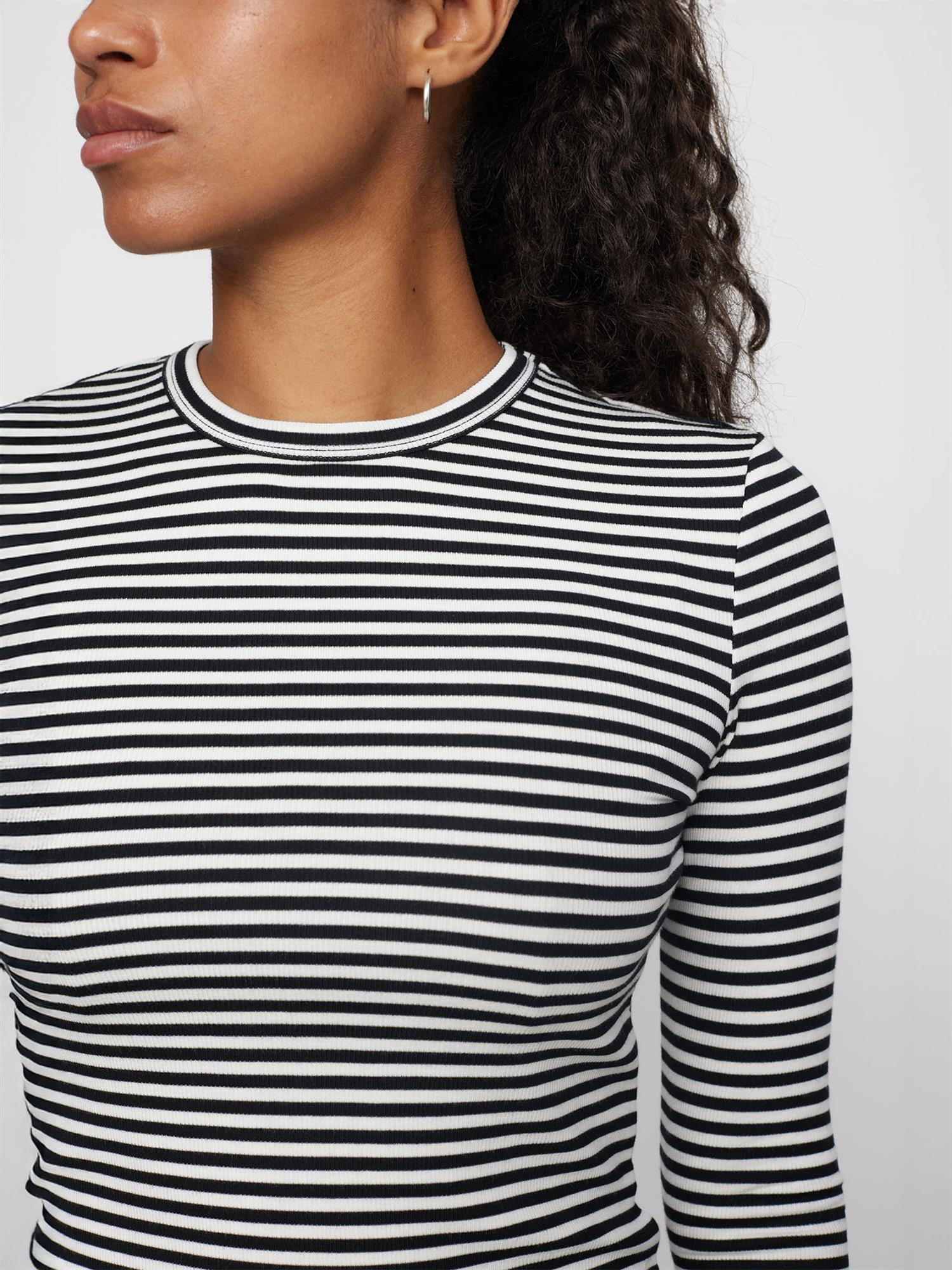 Fenja Stripe O-neck Top