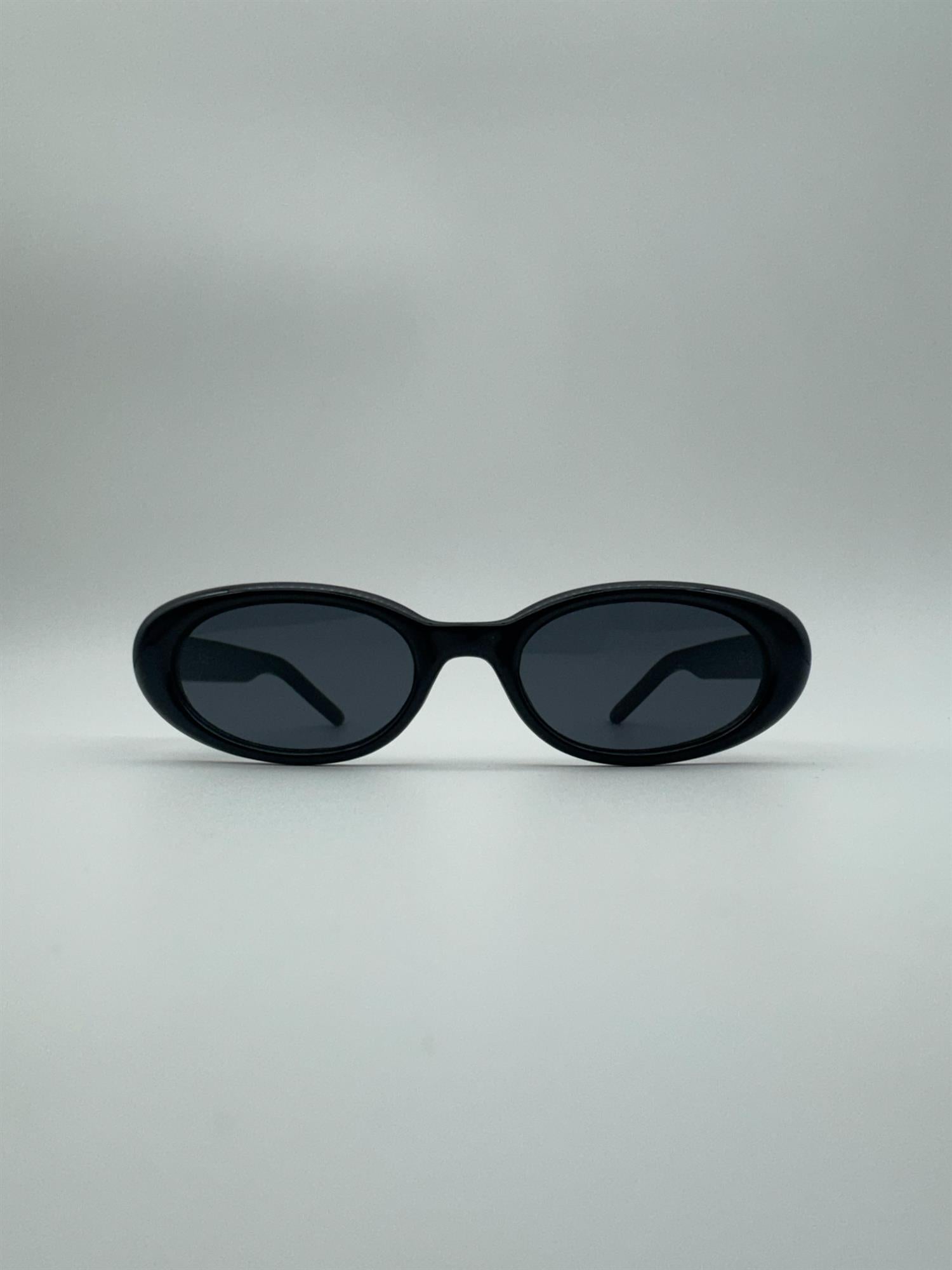 Regine - Black