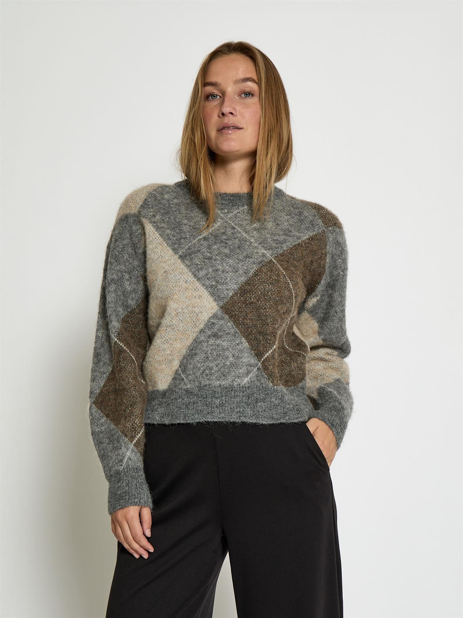 Revea knit pullover