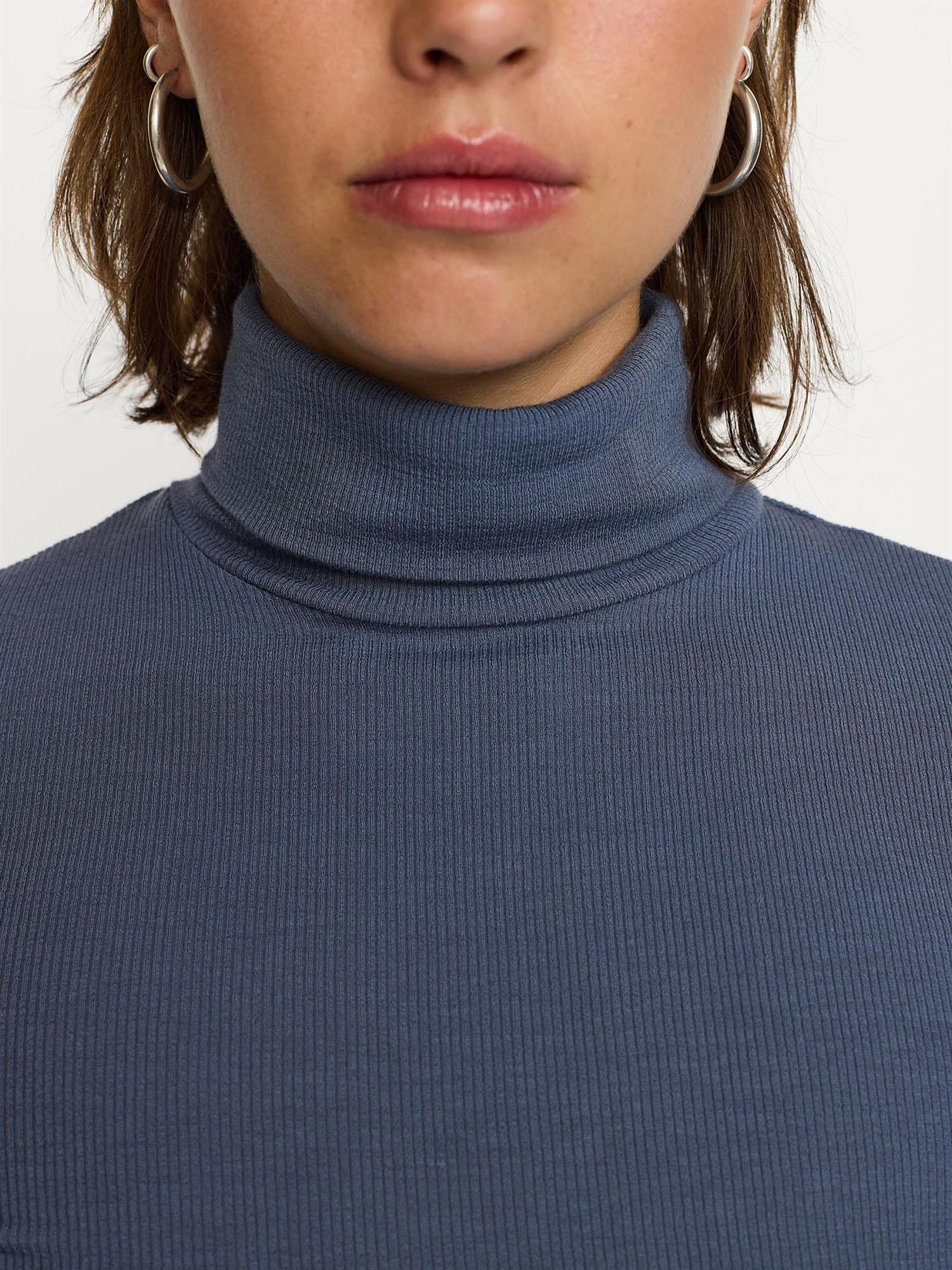 Fenja Rollneck Top
