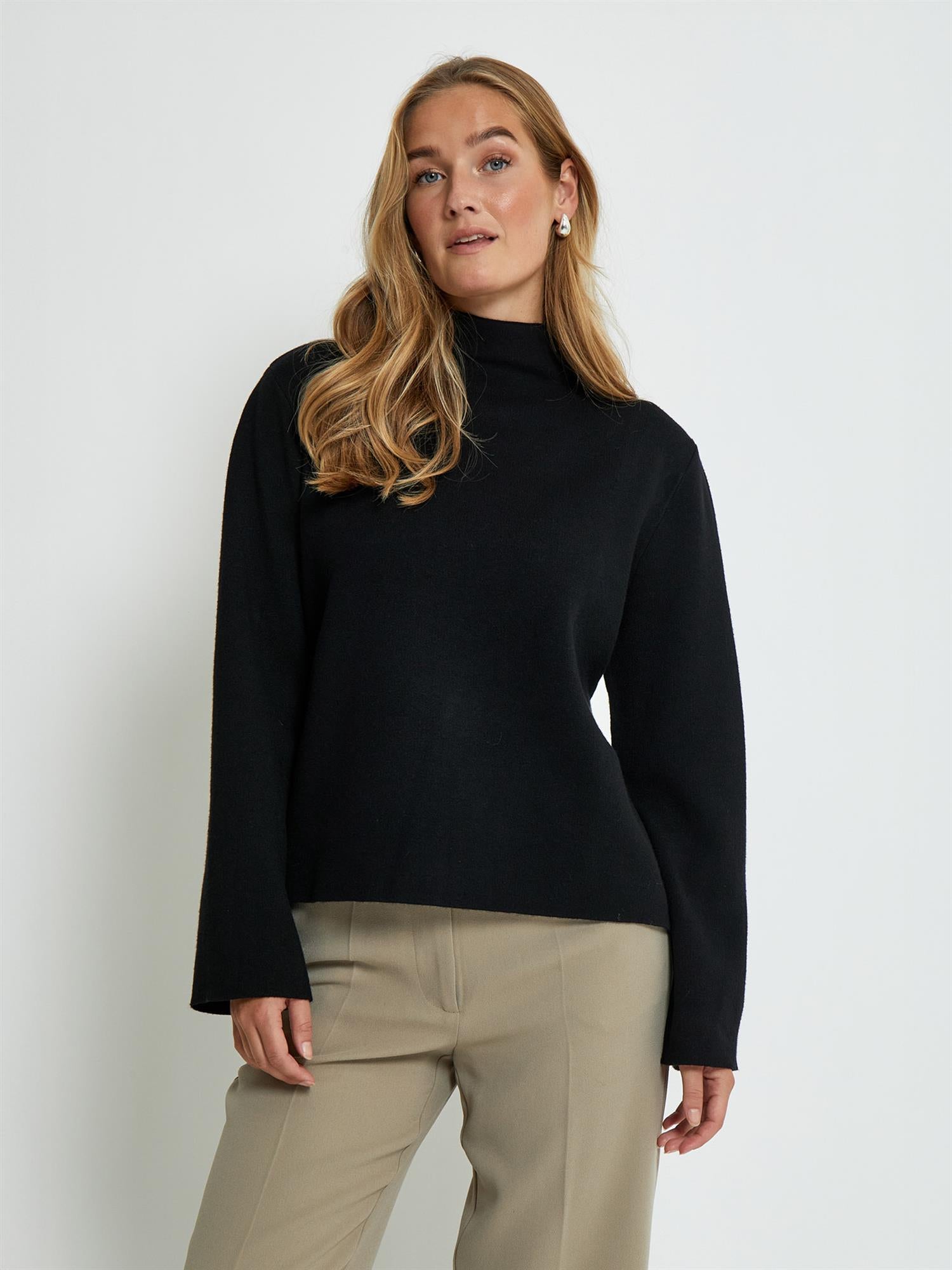 Lupi High Neck Knit Pullover