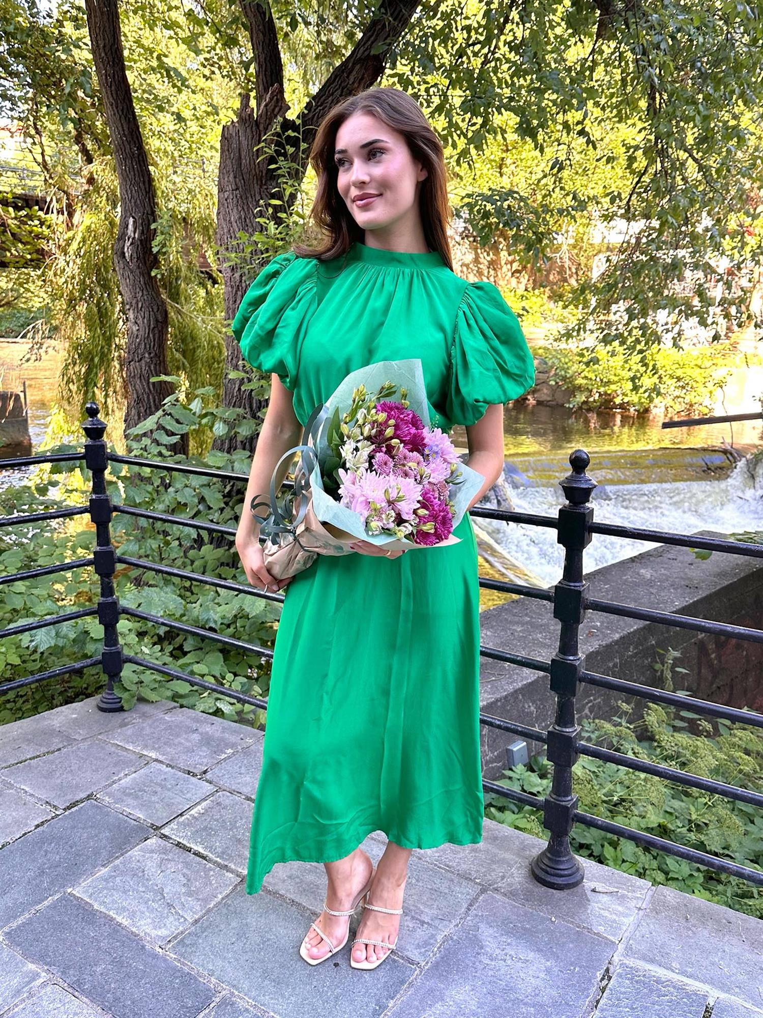 Alicia Puff Short Sleeve Open Back Midi Dress
