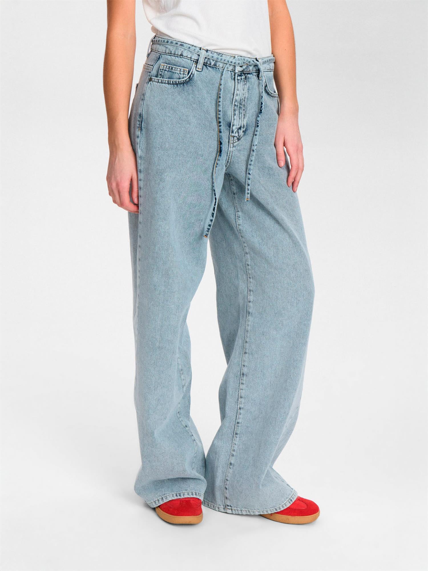 BROOKLYN JEANS