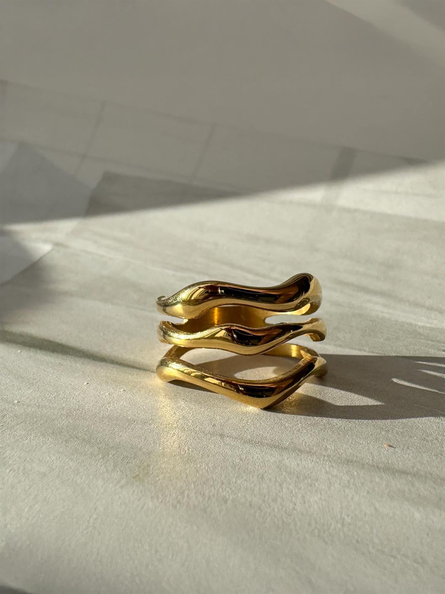 Wavy - Ring Gold-Plated