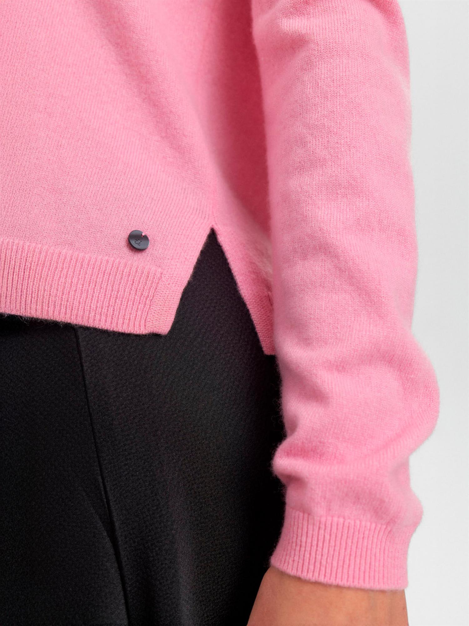 KASHA PULLOVER